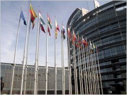 Travailleurs détachés : le Parlement européen adopte les nouvelles règles pour lutter contre les abus