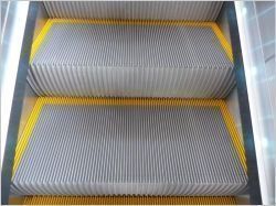 La RATP devra remplacer 30 escaliers mécaniques trop larges dans le métro parisien