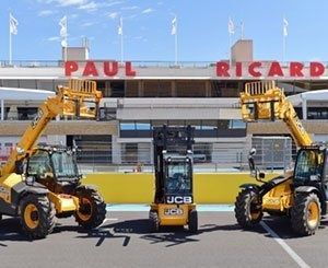 Des machines JCB sur la grille de départ du circuit du Castellet du 22 au 24 juin