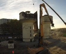 Démolition par grignotage de châteaux d'eau de la SNCF à Bordeaux (33)