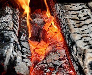 Le gouvernement propose un plan d'action pour réduire la pollution du chauffage au bois domestique
