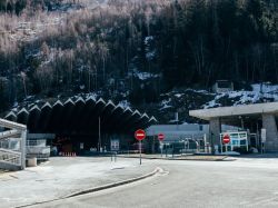 Le tunnel du Mont-Blanc fermé pour neuf semaines, une partie des travaux reportée