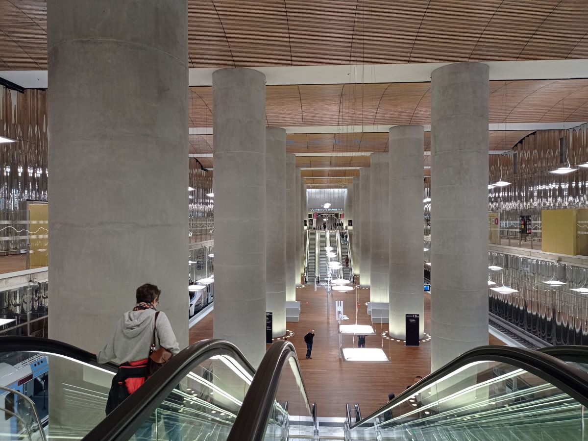 Projet Éole : les nouvelles gares du RER E dévoilent leur splendeur architecturale