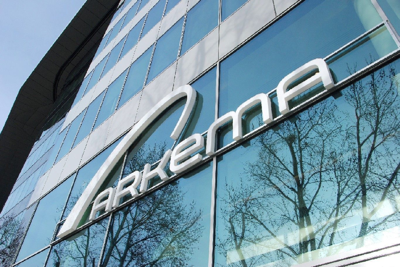 Colles pour le bâtiment: Arkema acquiert Edge Adhesives au Texas
