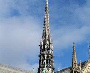 La flèche de Notre-Dame sera "bien visible" au moment des JO, promet Philippe Jost