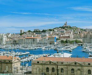 A Marseille, une crise du logement et des humains "abîmés"