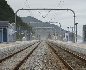 CDG Express et RER B: Valérie Pécresse menace SNCF Réseau