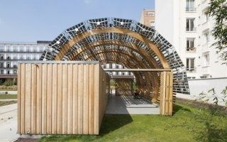 Zoom sur la serre photovoltaïque à énergie positive du jardin Bich à Clichy-la-Garenne