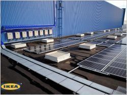 A Lyon, un entrepôt Ikea équipe sa toiture de panneaux photovoltaïques