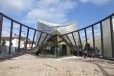 Structure en " double huit " pour une église à Saint-Denis