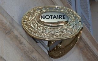 Les notaires contestent la baisse de leurs tarifs