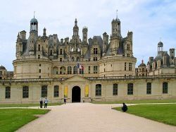 Le château de Chambord en appel au mécénat pour sauver son enceinte