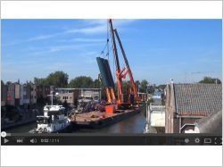 Deux grues s'effondrent aux Pays-Bas