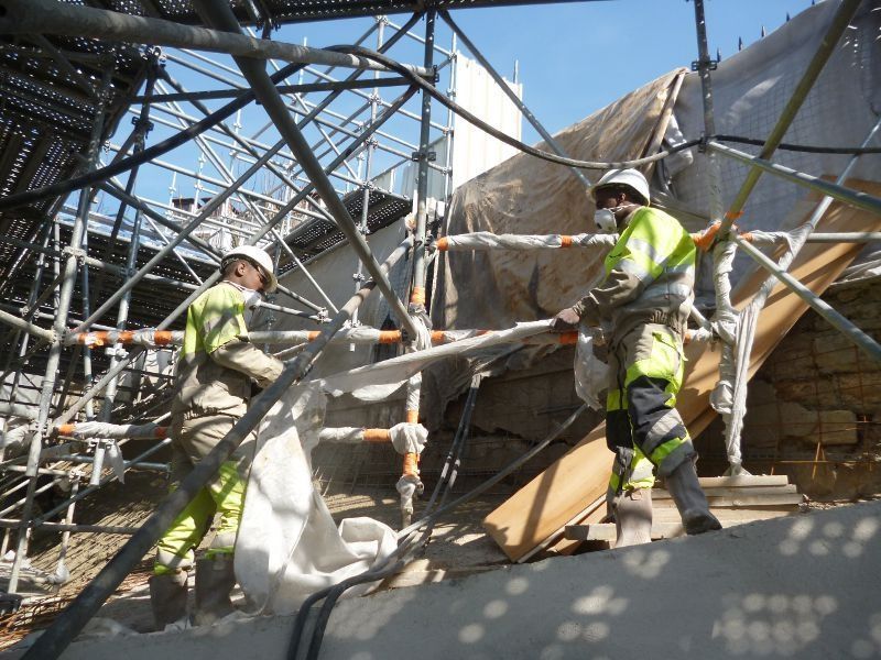 Travail illégal : un projet exemplaire, six chantiers arrêtés