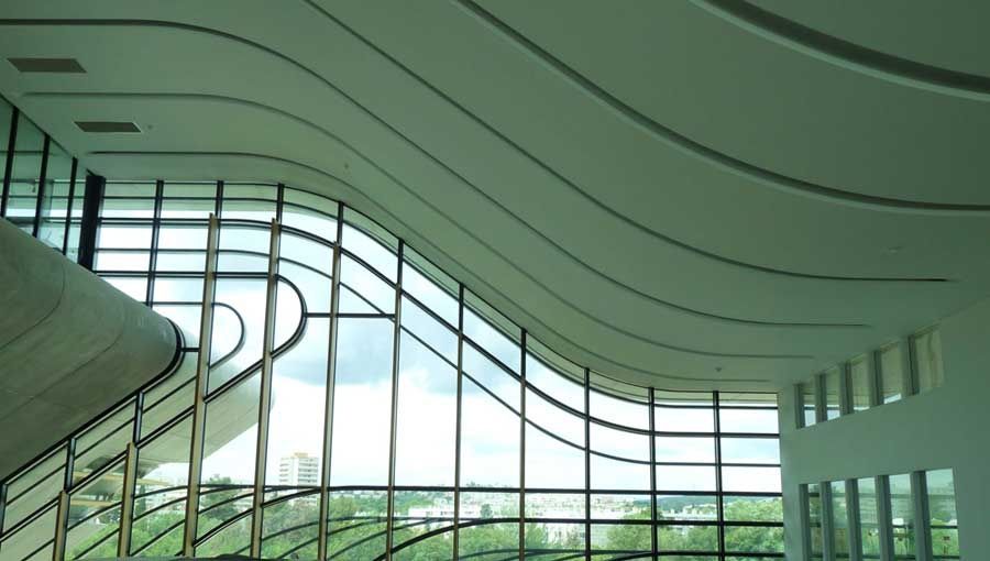 A Montpellier, Zaha Hadid achève " Pierres vives "