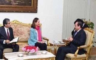 Énergies renouvelables et COP 21 : Ségolène Royal en mission en Afrique