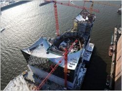 Allemagne : les travaux de la Philharmonie de Hambourg reprennent