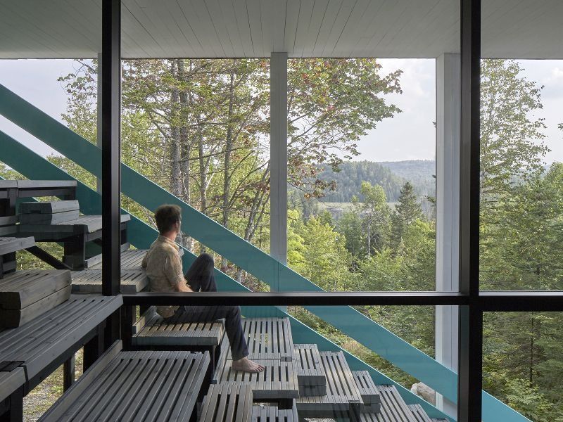 Entrecroisement de gradins pour une maison sensorielle