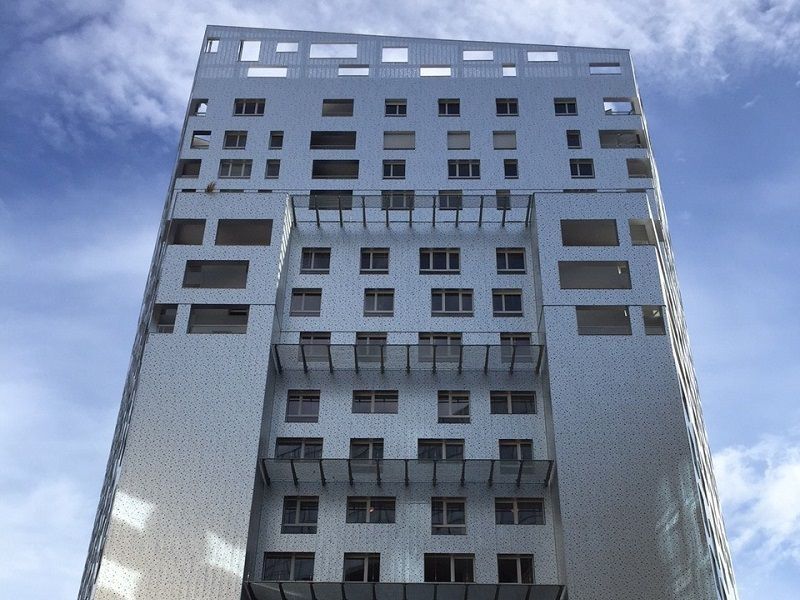 Une façade pixellisée pour la tour d'habitation Skylight