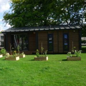 Lutter contre le mal-logement : une maison démontable en bois