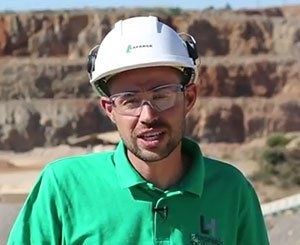 Le métier de chef de carrière chez Lafarge