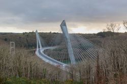 Inauguration du premier pont courbe à haubans de France (diaporama)