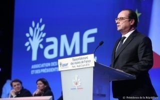Dotations de l'Etat : F. Hollande fait un geste en faveur des maires et des travaux publics