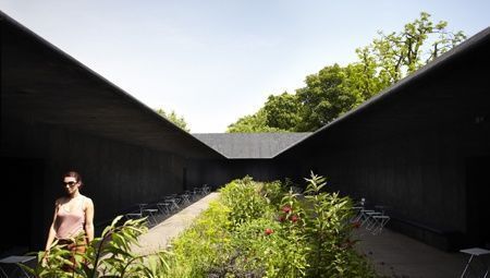 Le jardin clos de Peter Zumthor pour la Serpentine Gallery