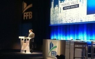 Carte d'identité professionnelle, dérogation à la RT2012... M. Valls a "entendu" les entrepreneurs