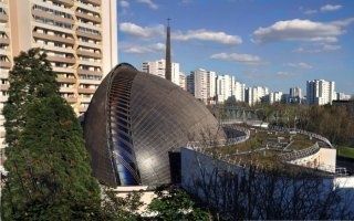 Une double coque en bois pour la cathédrale de Créteil