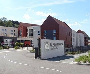 Des maisons de retraite "à taille humaine" bientôt partout en France