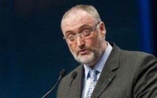 "On nous promet la lune pour mieux nous vider les poches" Patrick Liébus