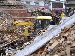 Séisme au Népal : JCB fait un don de machines