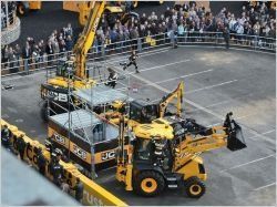 JCB renforce son réseau de distribution en France