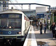 Après l'incident du RER A, la ministre des transports demande un rapport immédiat