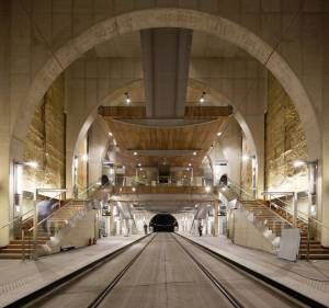 Des stations de tramway aux airs de cathédrale