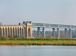 Le Pont Eiffel de Cubzac se dote d'une... passerelle