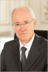 Jean Tarrade, élu président du Conseil des Notariats de l'Union européenne