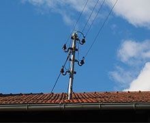 Imposé ou consenti, le passage d'une ligne électrique a les mêmes effets
