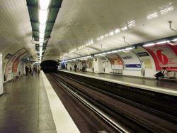 Dans le métro, il fait si chaud qu'on peut réchauffer un immeuble parisien