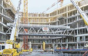 Le Biotope se pare d'une première passerelle