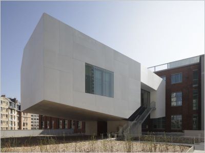 Une greffe en Corian, point d'orgue de la rénovation d'un conservatoire de musique