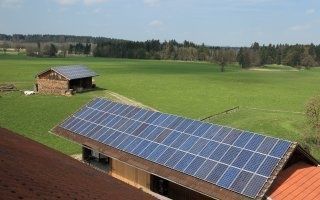 Ségolène Royal récompense plus de 500 MW de projets photovoltaïques