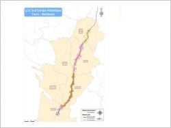 LGV Tours-Bordeaux : les agriculteurs bloquent le chantier de Vinci