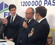 Face à la fronde du bâtiment, Macron fait des concessions