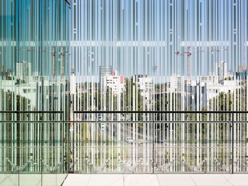Des "façades transparentes et  translucides" pour gommer l'opacité bancaire