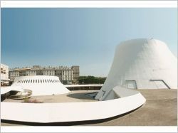 Au Havre, le Volcan de Niemeyer rouvre ses portes