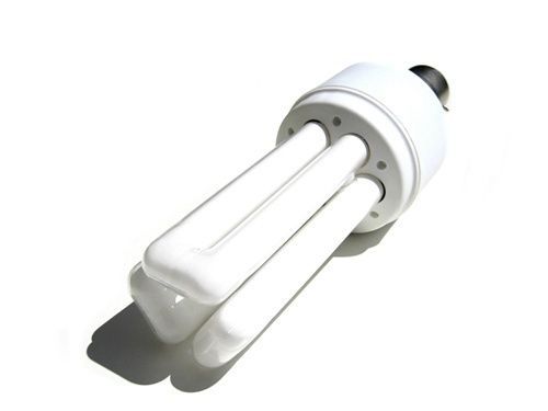 Lampes fluo-compactes : la CSC appelle les consommateurs à la prudence