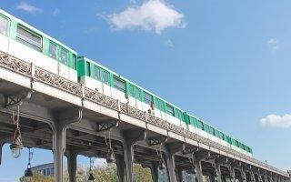 Le groupe PSA cède 29 hectares pour la construction du Grand Paris Express