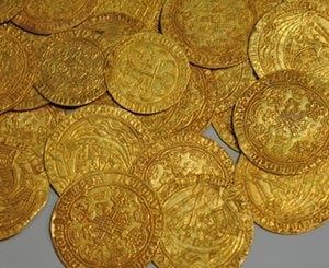 Un trésor de pièces d'or découvert lors de la démolition d'une maison en Bretagne